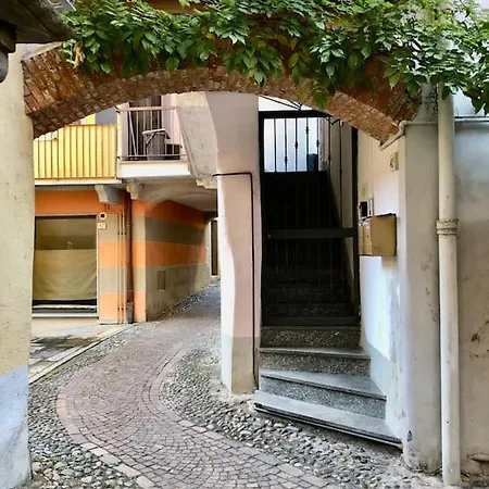 Casa Del Borghetto Lejlighed Intra