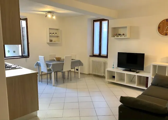 Casa Del Borghetto Intra