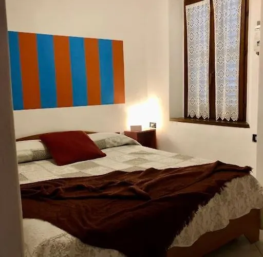 Casa Del Borghetto * Intra